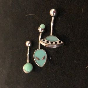 Lot of 3 glow in the dark alien belly rings